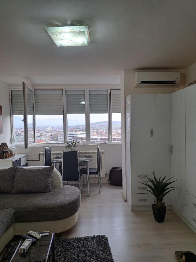 Apartman Sa Panoramom Kruševac المظهر الخارجي الصورة